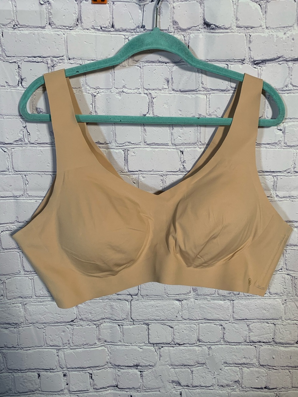 HoneyLove Womens Liftwear Wireless V-Neck Smoothing Bra Size 3X Casual Comfy